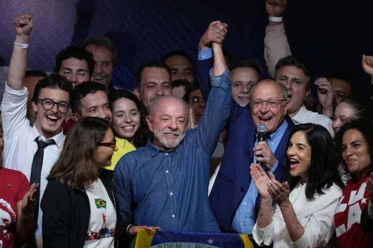 Lula da Silva câștigă al patrulea mandat de Președinte al Braziliei